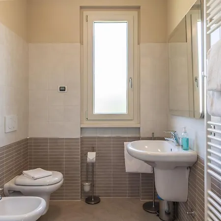 - Tremezzina Apartment *