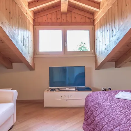 Tulipani 13 In Tremezzina Duplex Balcony With View * Tremezzo